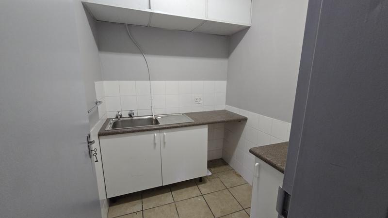 To Let commercial Property for Rent in Maitland Western Cape